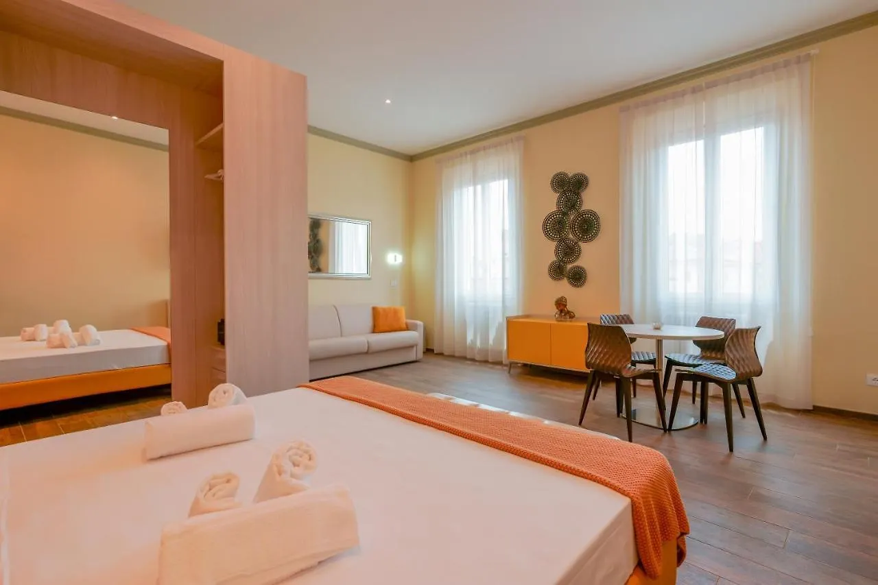 Attico Di Via D'Azeglio Bed & Breakfast Bologna 2*,  Italy
