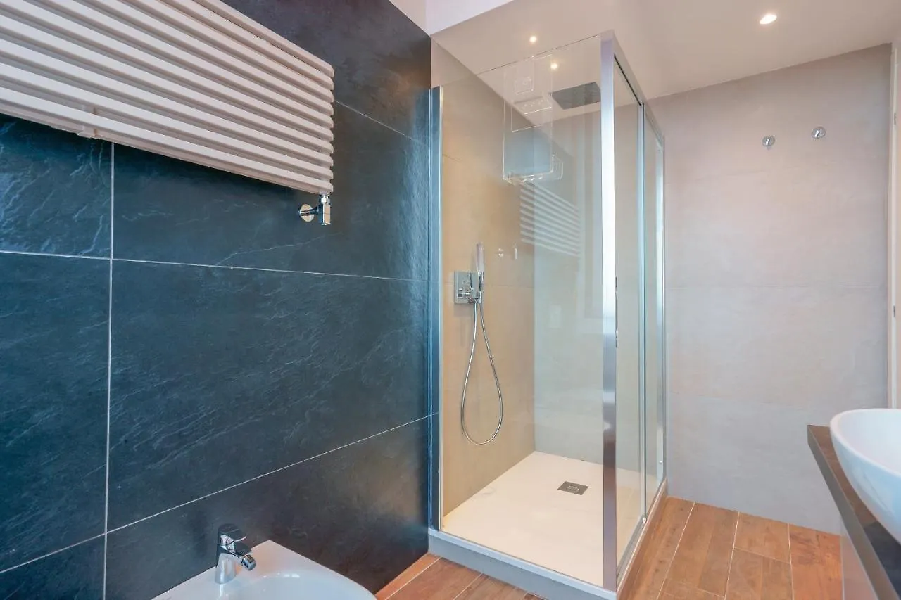 Attico Di Via D'Azeglio Bed & Breakfast Bologna 2*,  Italy
