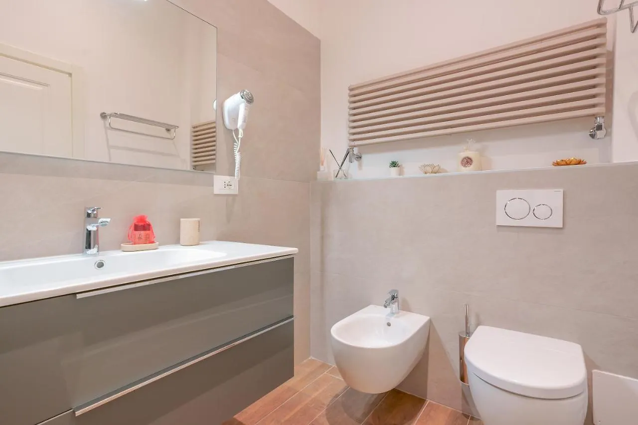 Attico Di Via D'Azeglio Bed & Breakfast Bologna